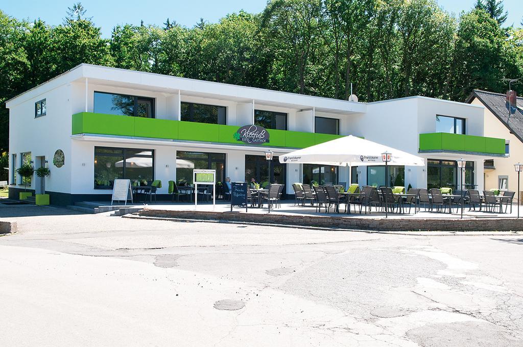 Eifel-Gasthof Kleefuss Kempenich Exterior foto